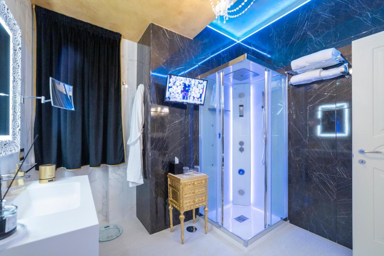 Leucosya Luxury Rooms Salerno Esterno foto