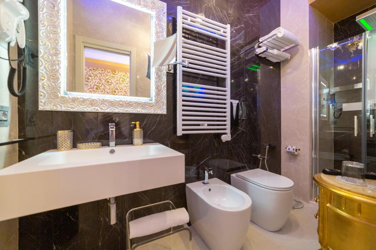 Leucosya Luxury Rooms Salerno Esterno foto